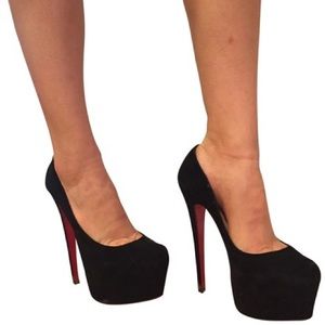 Christian Louboutin Daffodile Pumps